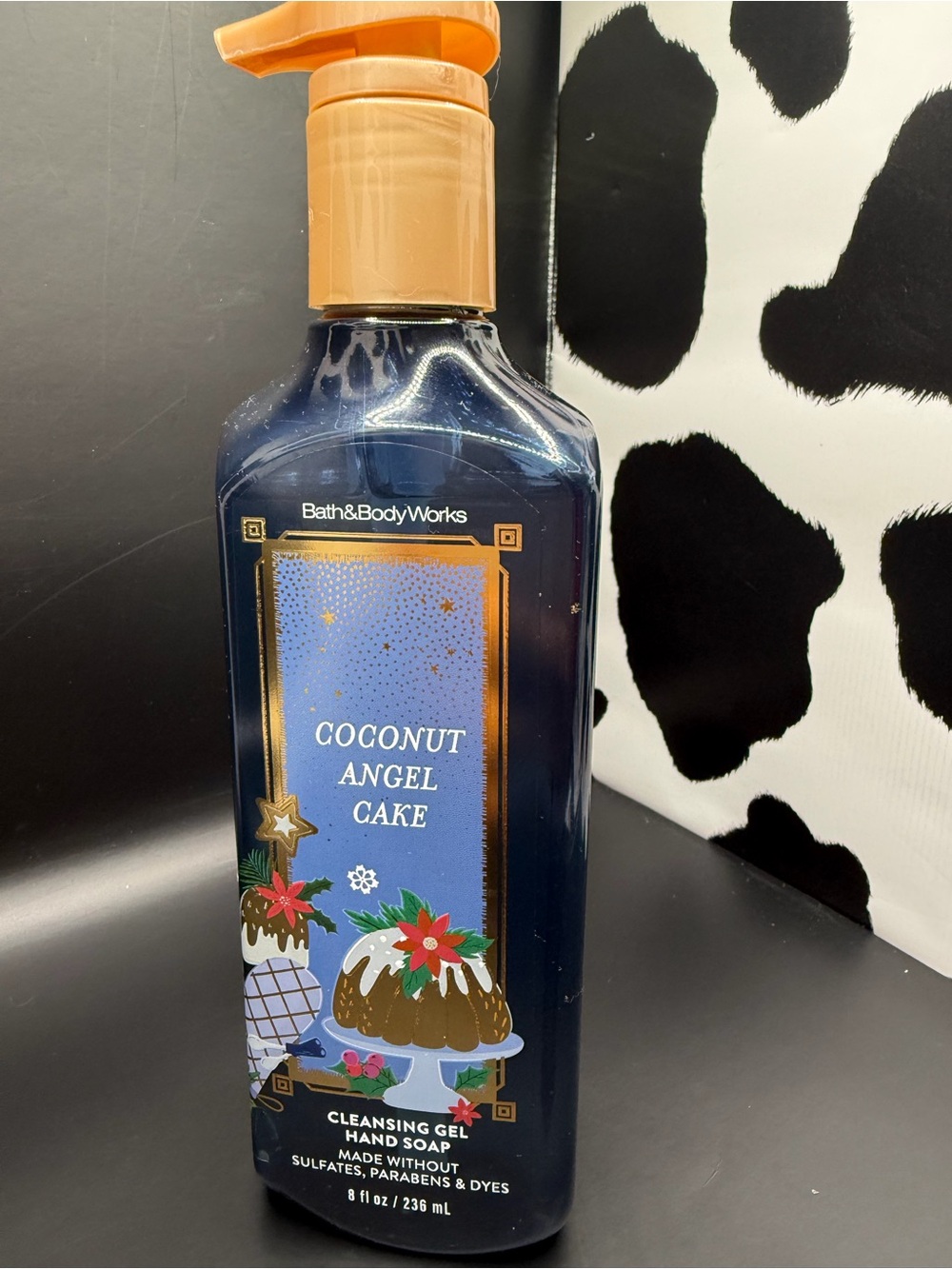 Bath & Body Works Coconut Angel Cake Cleansing Gel Hand Soap - Navy & Gold